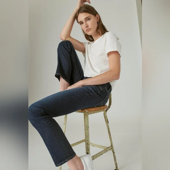 Lucky Brand Mid Rise Sweet'n Straight - 10/30 - Picture 7 of 13